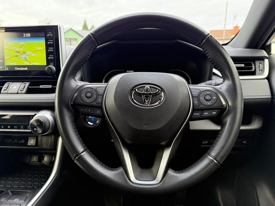 2021 Toyota Rav4 RAV4 PETROL HYBRID DYNAMIC , Only 57k , Heated Leather Seats , Sat-Nav , Reverse Camera , Cruise Control , Dual Zone Climate control , Fully Serviced & Fresh NCT , Finance €85 p/w & €15,950 deposit . €33,950