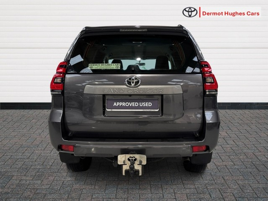 2023 Toyota Landcruiser LWB 2.8 COMM €48,950