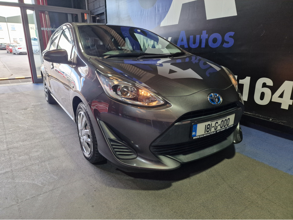 2018 Toyota Aqua - image 13