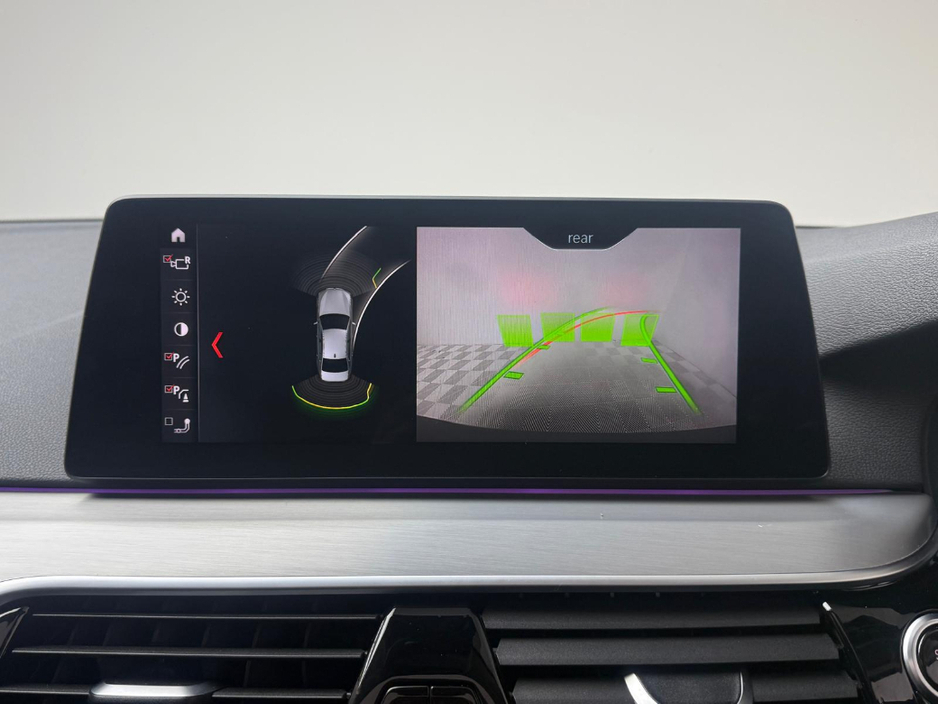 2017 BMW 5 Series 530E SE *SUNROOF* €21,990