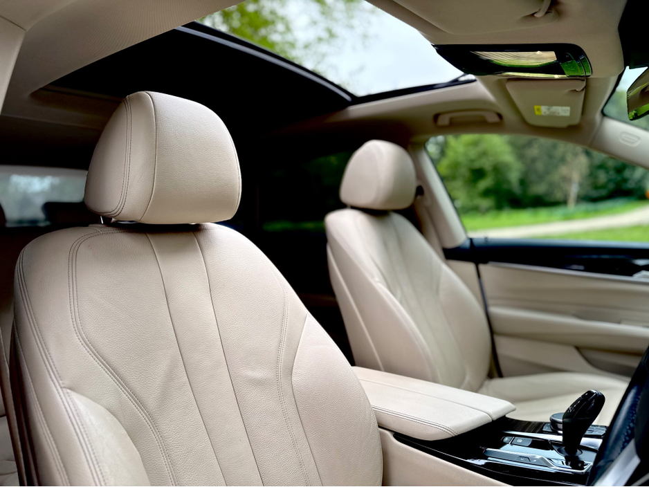 2018 BMW 6 Series - image 38