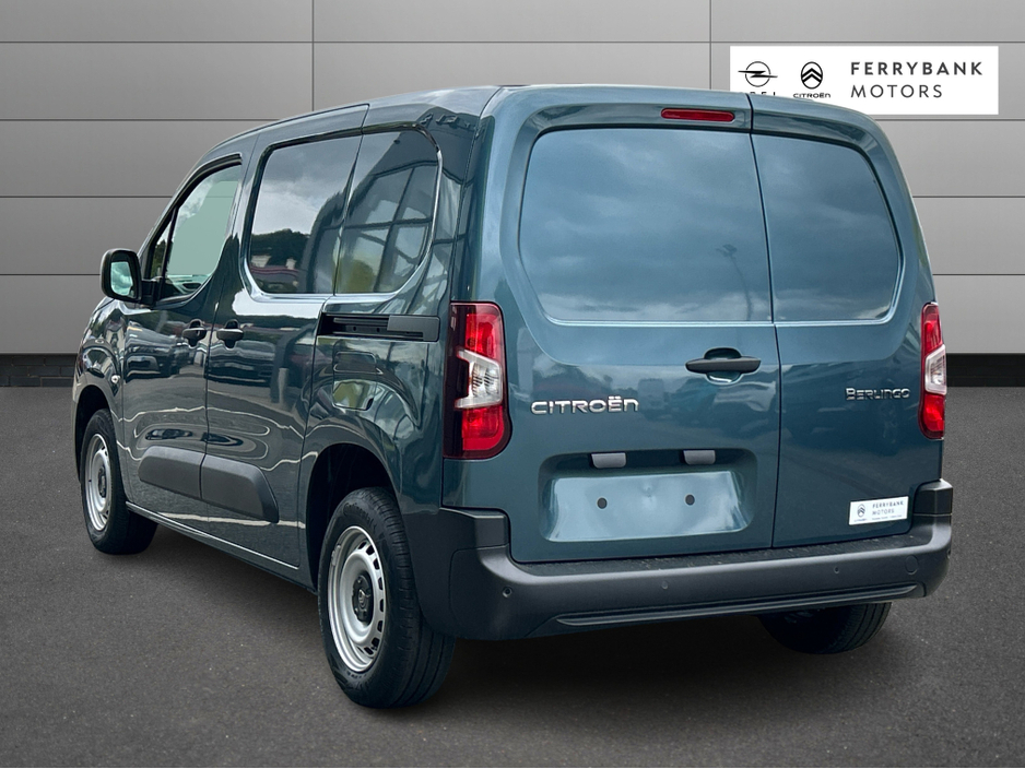 2026 Citroen Berlingo - image 2