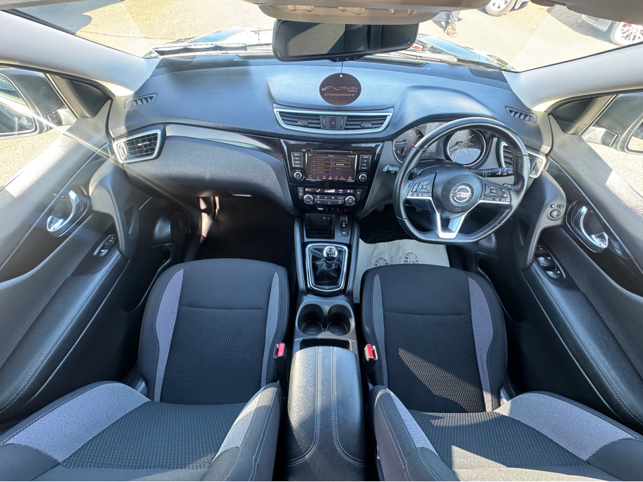 2020 Nissan Qashqai - image 18