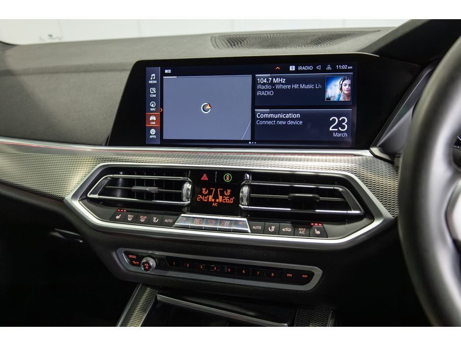 2019 BMW X5 - image 17