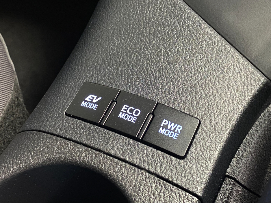 2018 Toyota Auris HYBRID LUNA SPORT@ WALTONS GARAGE RANELAGH €17,950