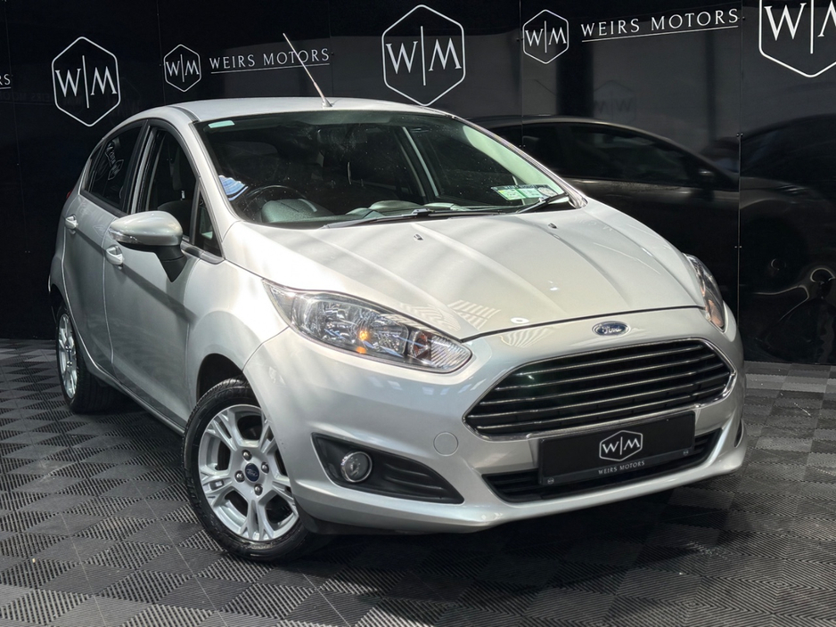2013 Ford Fiesta - image 5
