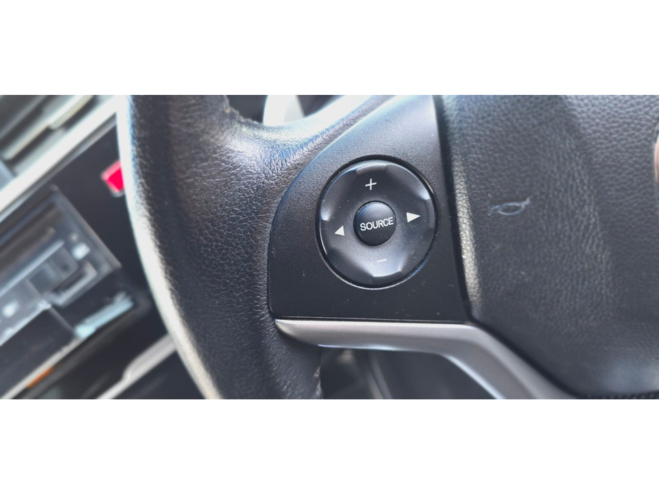 2015 Honda Fit - image 24