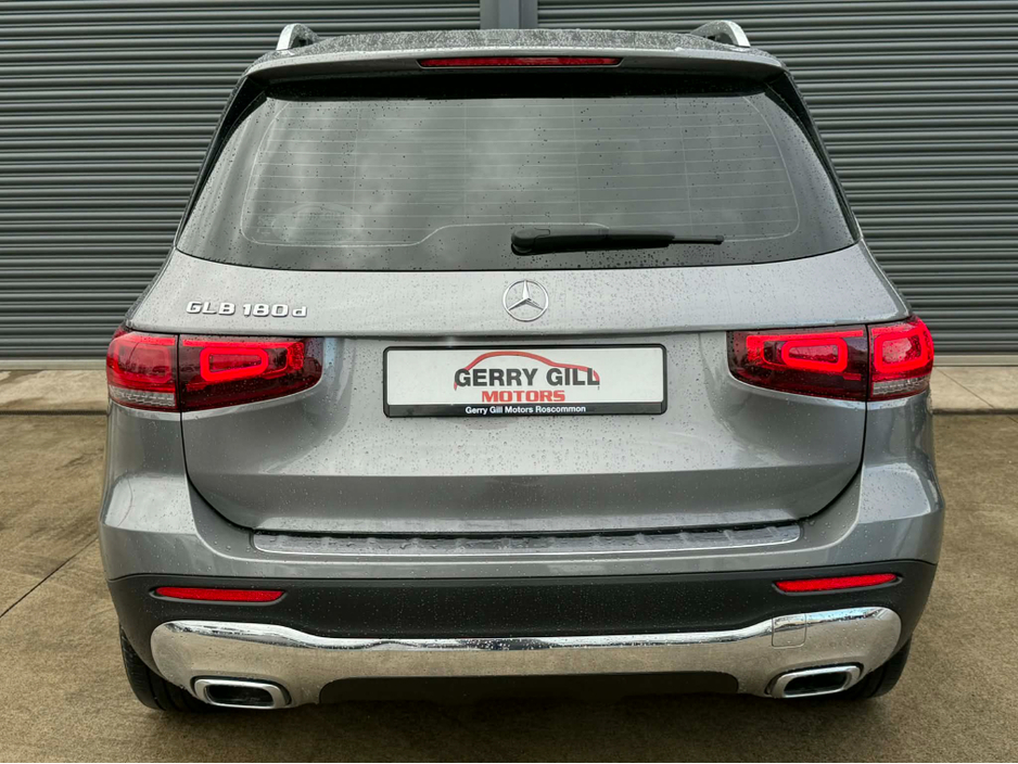 2021 Mercedes-Benz GLB - image 6
