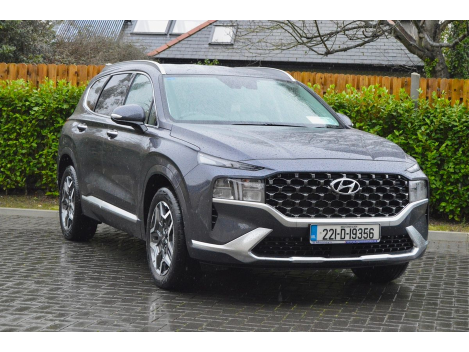 2022 Hyundai Santa Fe 1.6 PHEV 4WD Executive Plus Auto €43,995