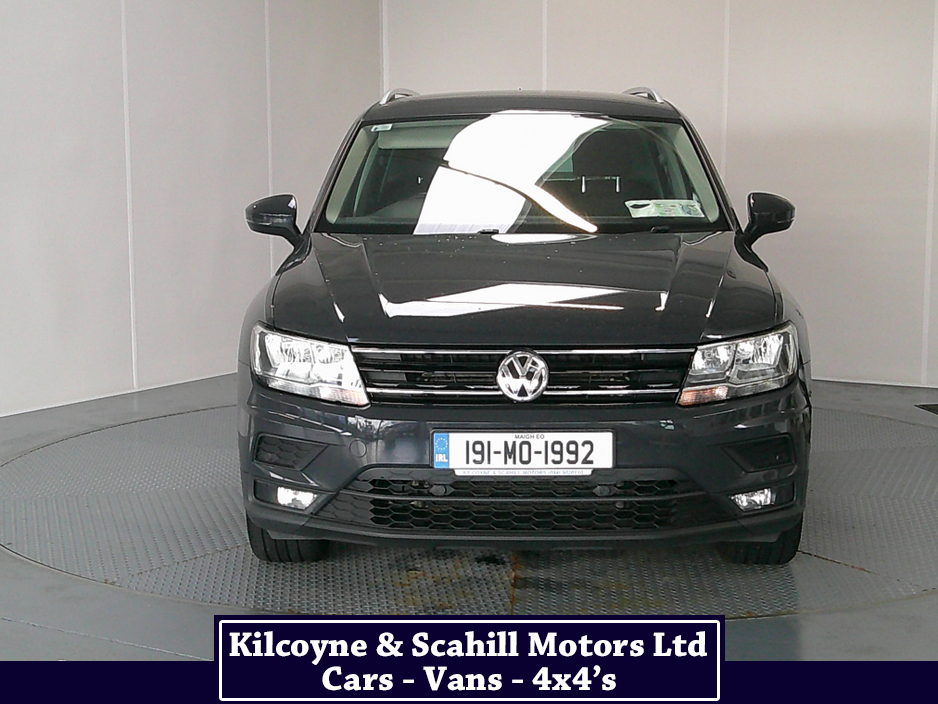 2019 Volkswagen Tiguan - image 2