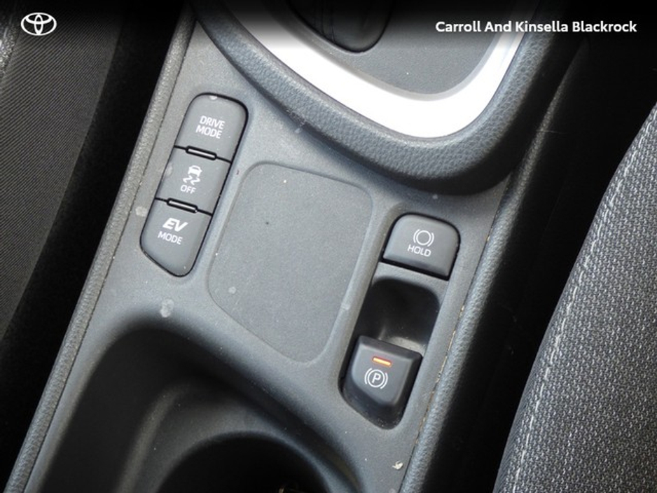 2023 Toyota Yaris Cross Hybrid Luna €26,950