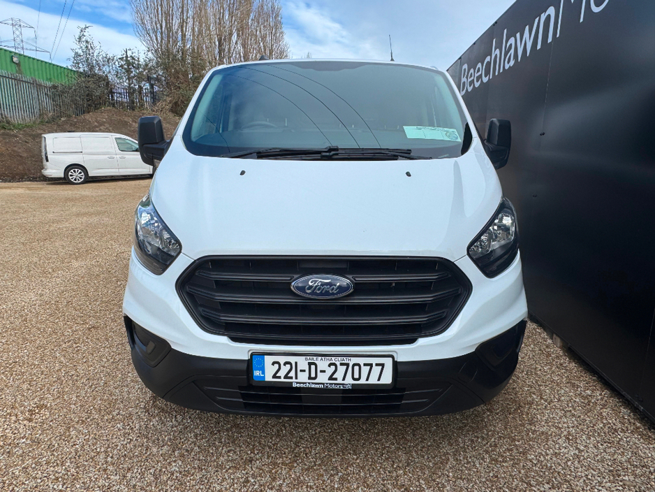 2022 Ford Transit Custom - image 5