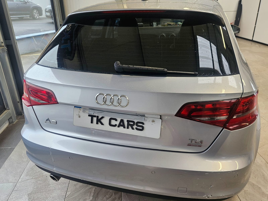 2016 Audi A3 1.6 TDI SE 17