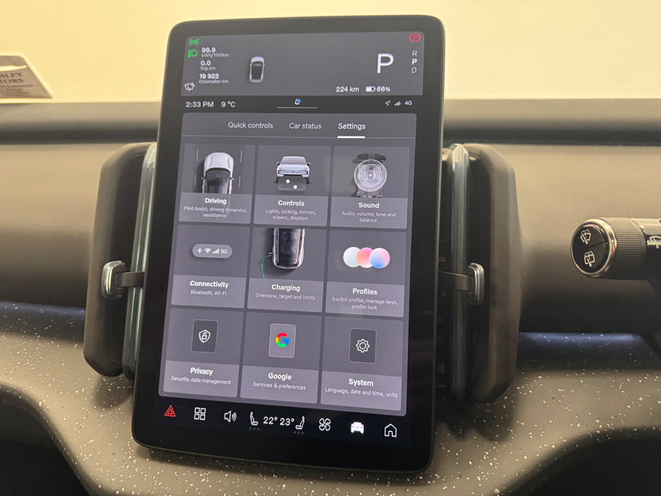 2024 Volvo EX30 Twin Motor BEV 428hp Ultra €37,950