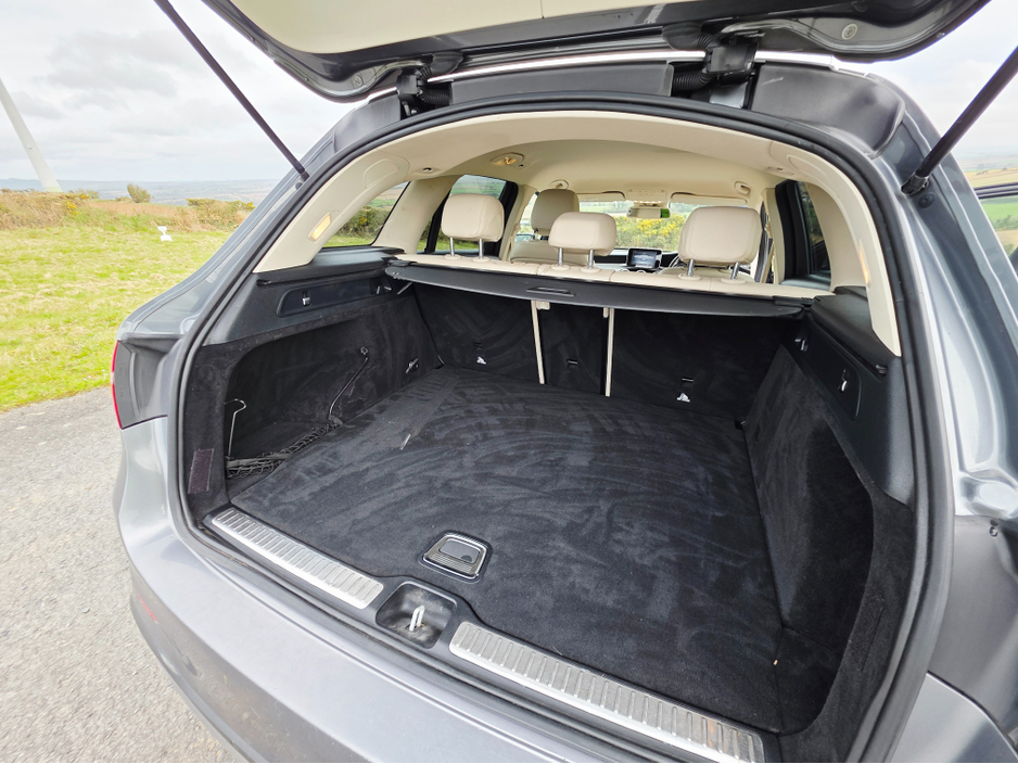 2018 Mercedes-Benz GL Class - image 15