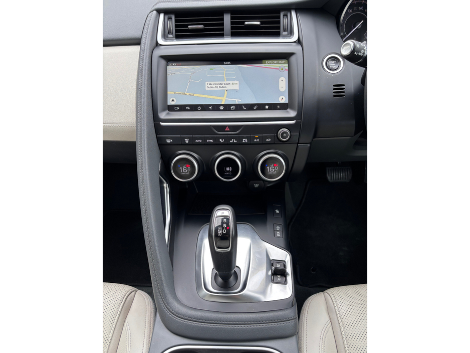 2020 Jaguar E-Pace - image 12