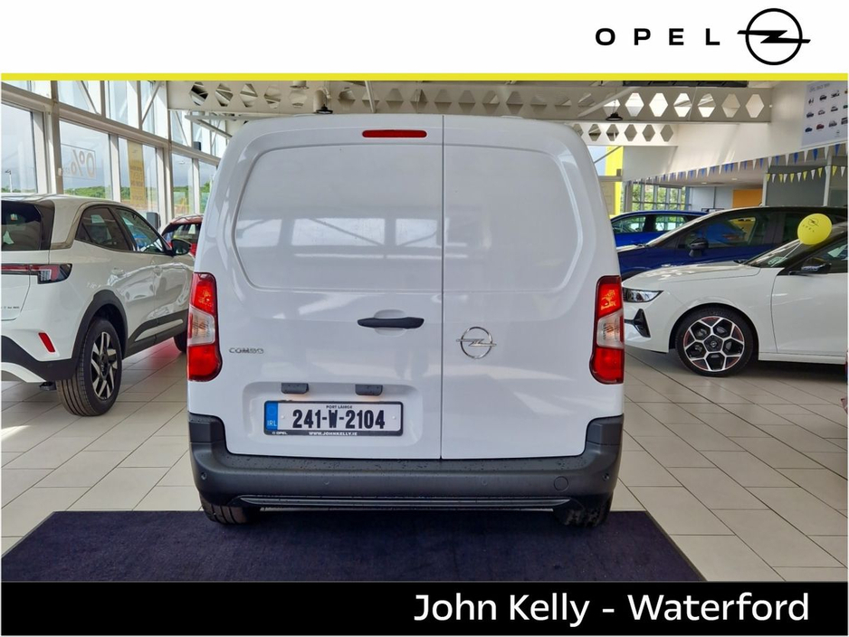 2024 Opel Combo L1H1 1.5 DIESEL KOMFORT €21,947