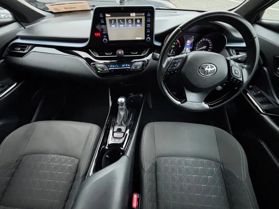 2022 Toyota C-HR 1.8 HYBRID SPORT BITONE €23,000