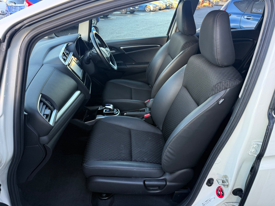 2016 Honda Fit  €11,390