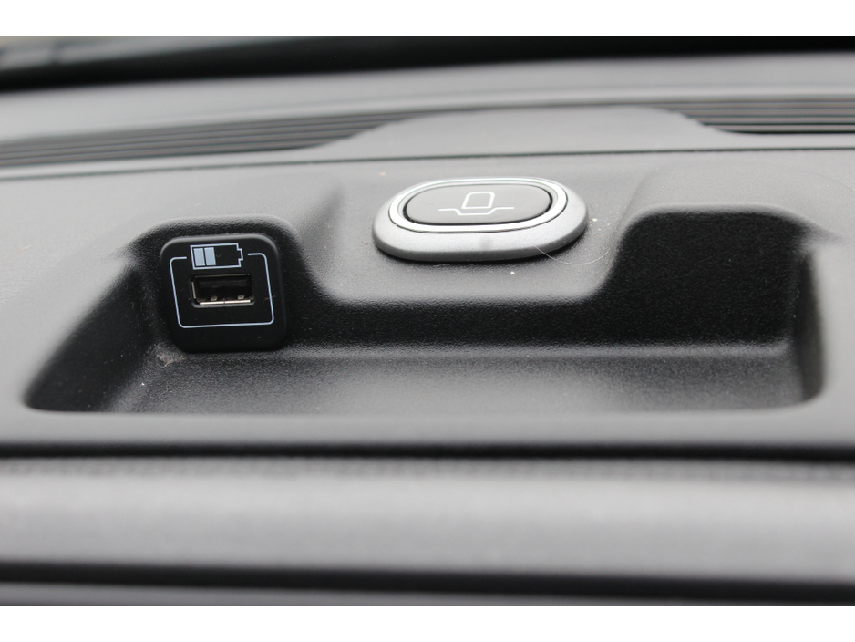 2017 Fiat Panda - image 11