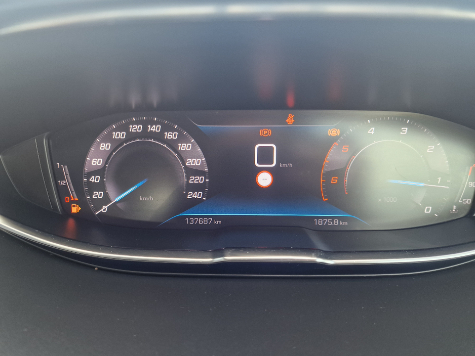 2021 Peugeot 3008 - image 11