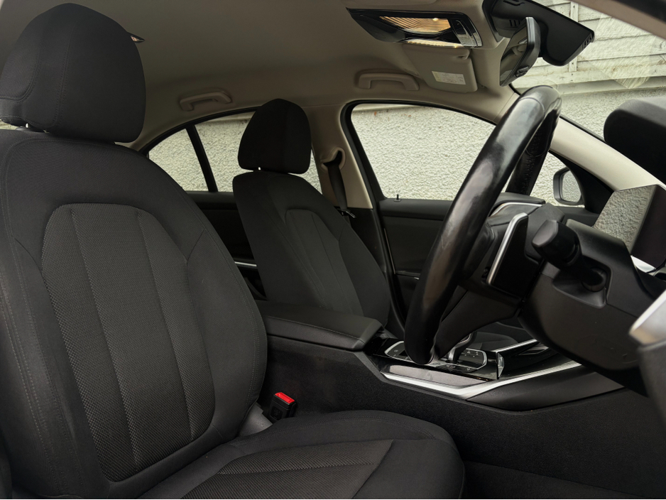 2021 BMW 3 Series 330e SE PRO AUTO / 20" UPGRADED ALLOYS / APPLE & ANDROID / ONE OWNER / BMW HISTORY / *FINANCE OPTIONS AVAILABLE* €26,949