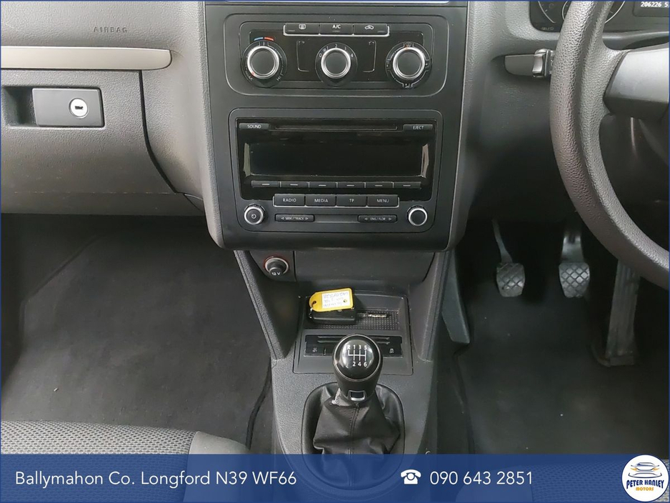 2014 Volkswagen Touran - image 15