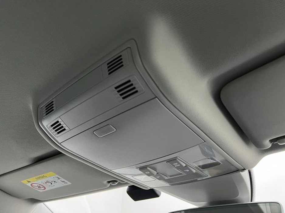 2019 Volkswagen Golf - image 35