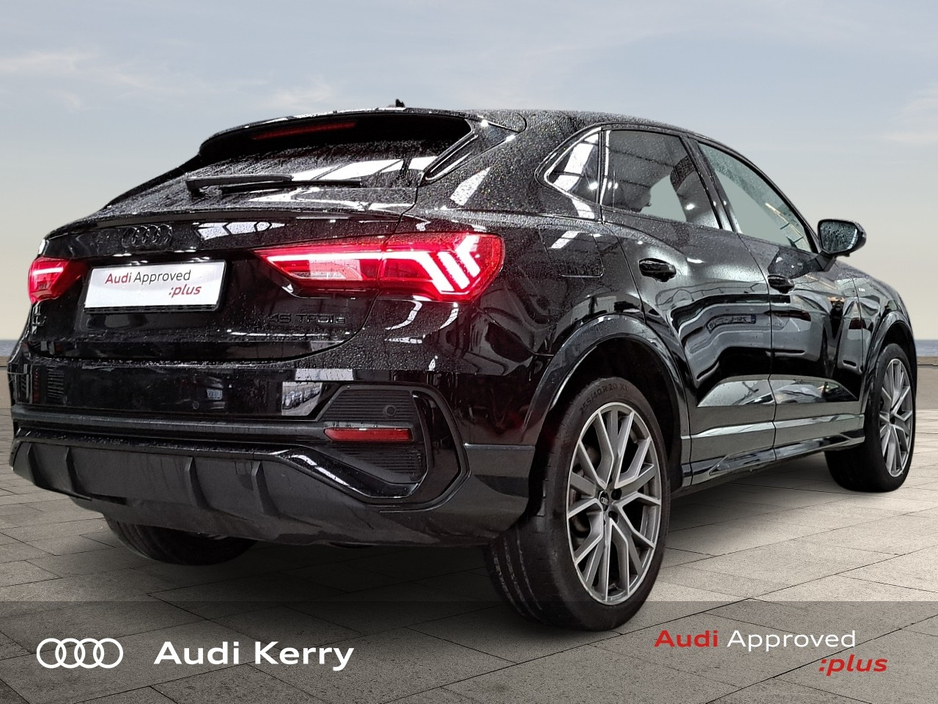 2024 Audi Q3 - image 7