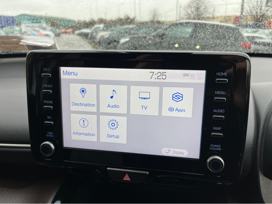 2021 Toyota Yaris Cross Z HYBRID AUTOMATIC 1.5 PETROL //HIGH SPEC//HALF LEATHER HEATED SEATS//HEATED STEERING WHEEL//360 PARKING CAMERAS// €22,950