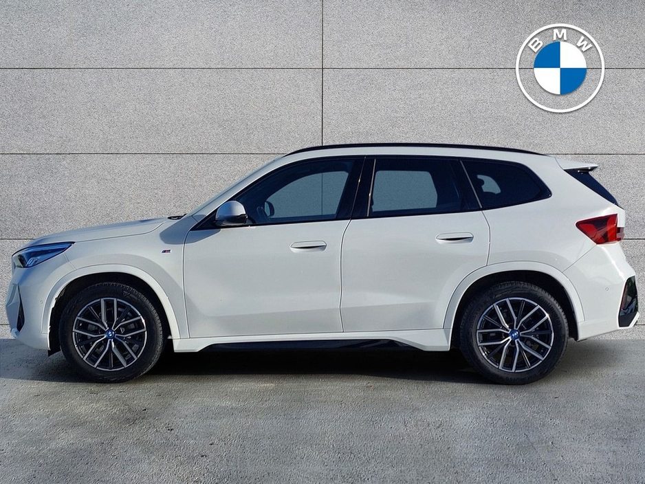 2024 BMW iX1 - image 3