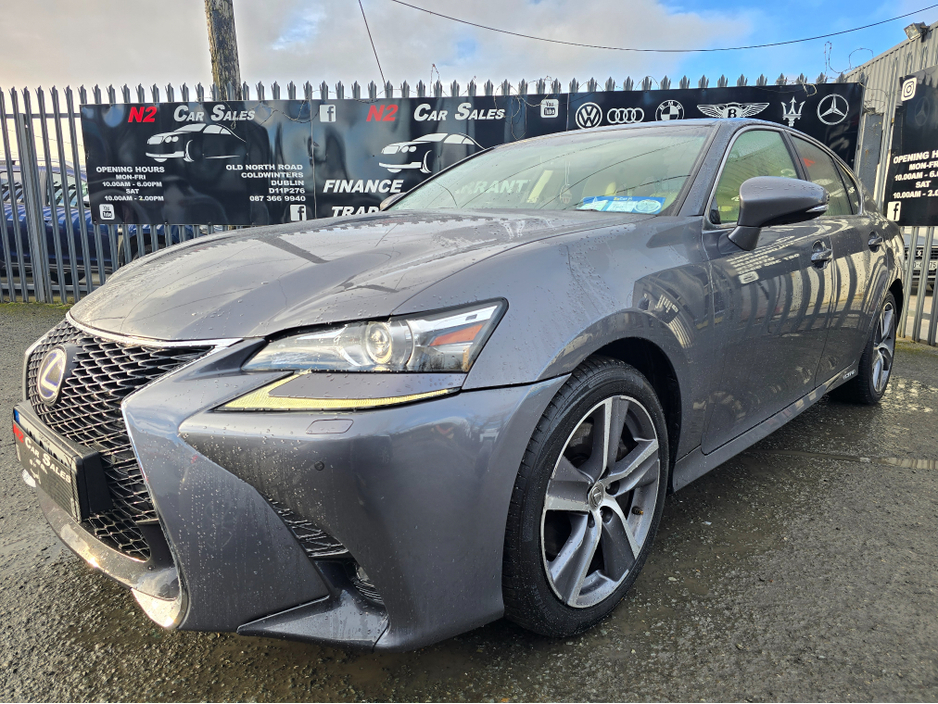 2016 Lexus GS 300 - image 2