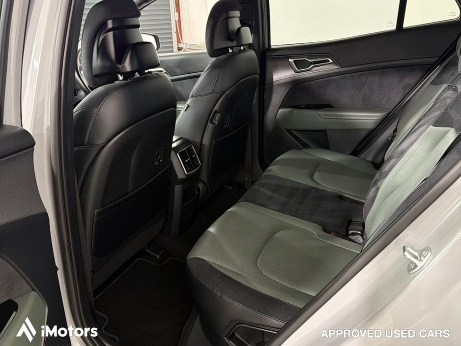 2024 Kia Sportage - image 13