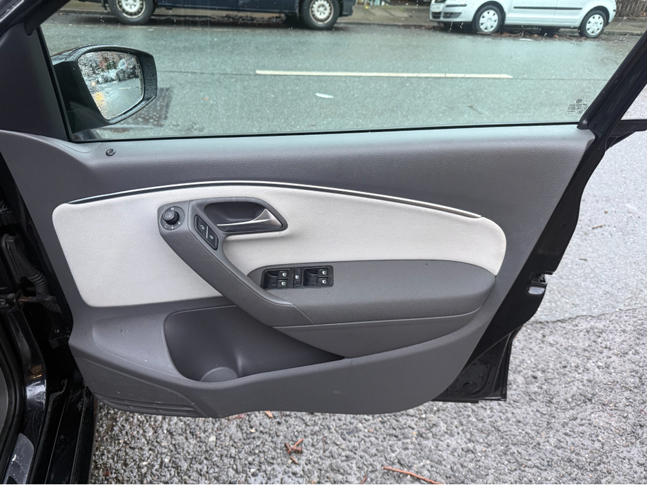 2015 Volkswagen Polo 1.2tsi Manual, New Nct 04/2027, Bluetooth, A/C, Alloys, Ideal Starter Car, 5 Door, Service & Warranty Included, SIMI Dealer, €9,950