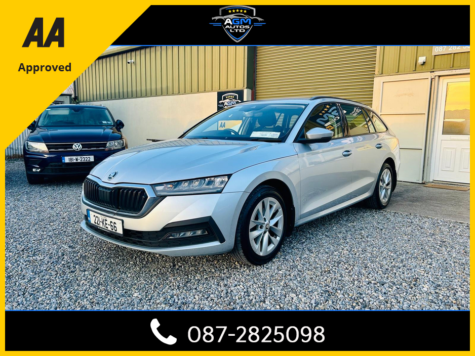 2022 Skoda Octavia - image 8