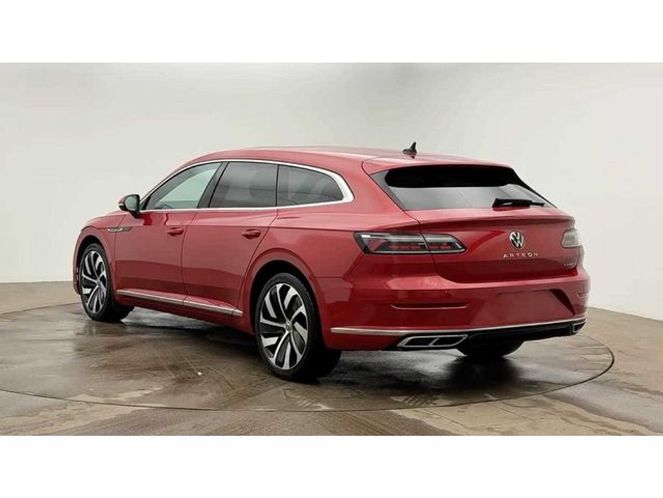 2021 Volkswagen Arteon - image 2