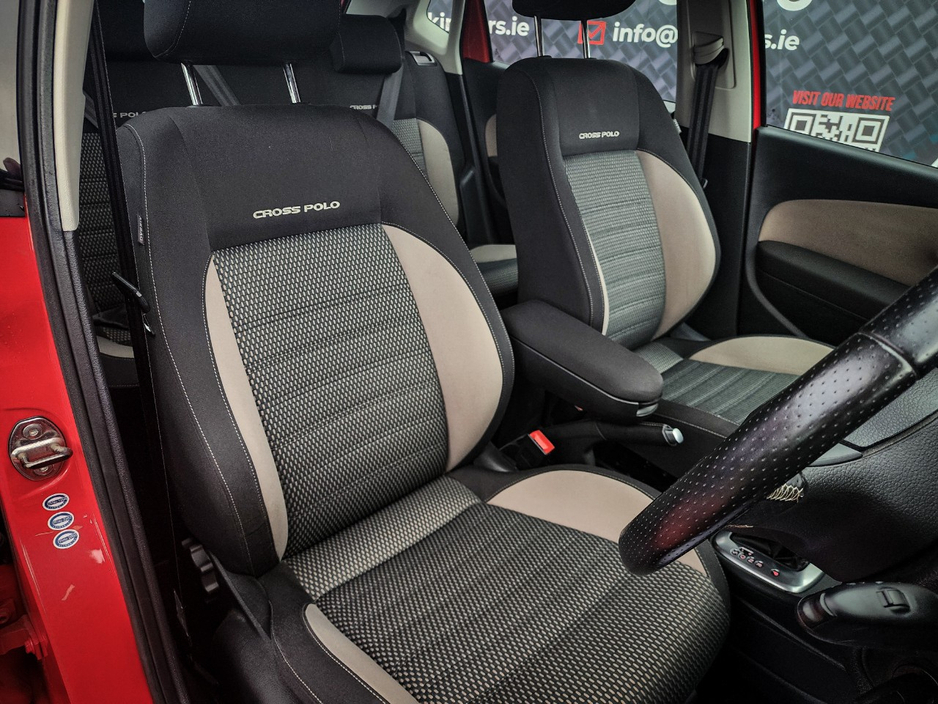 2013 Volkswagen Polo - image 26