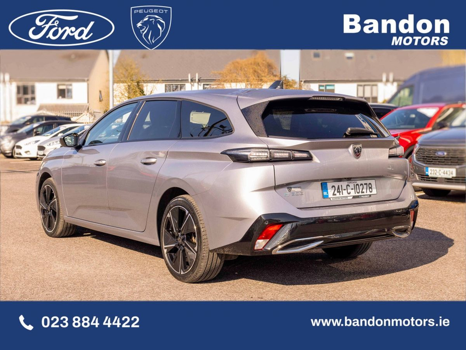 2024 Peugeot 308 - image 3