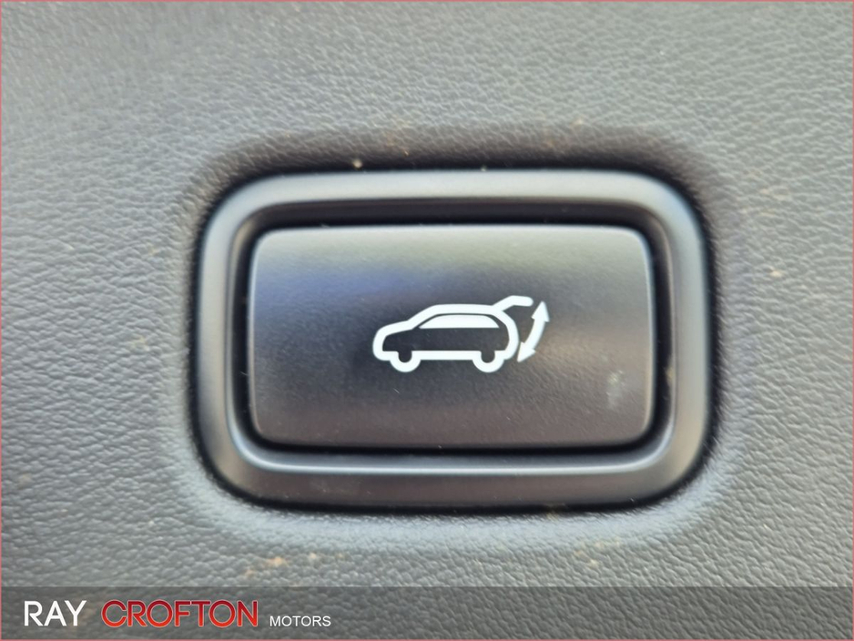 2023 Kia EV6 - image 26