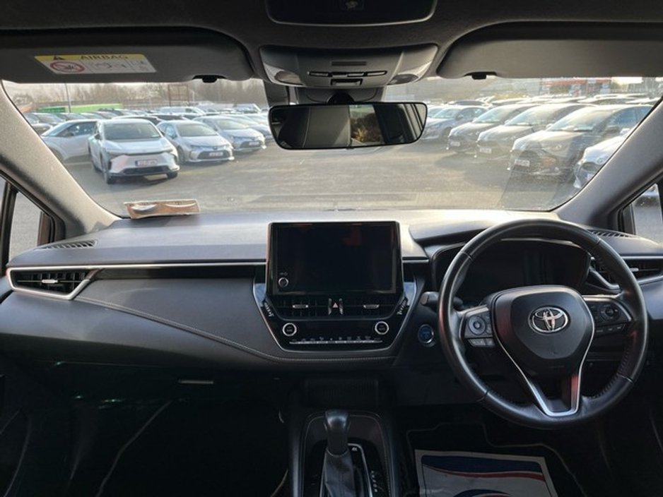 2022 Toyota Corolla - image 8