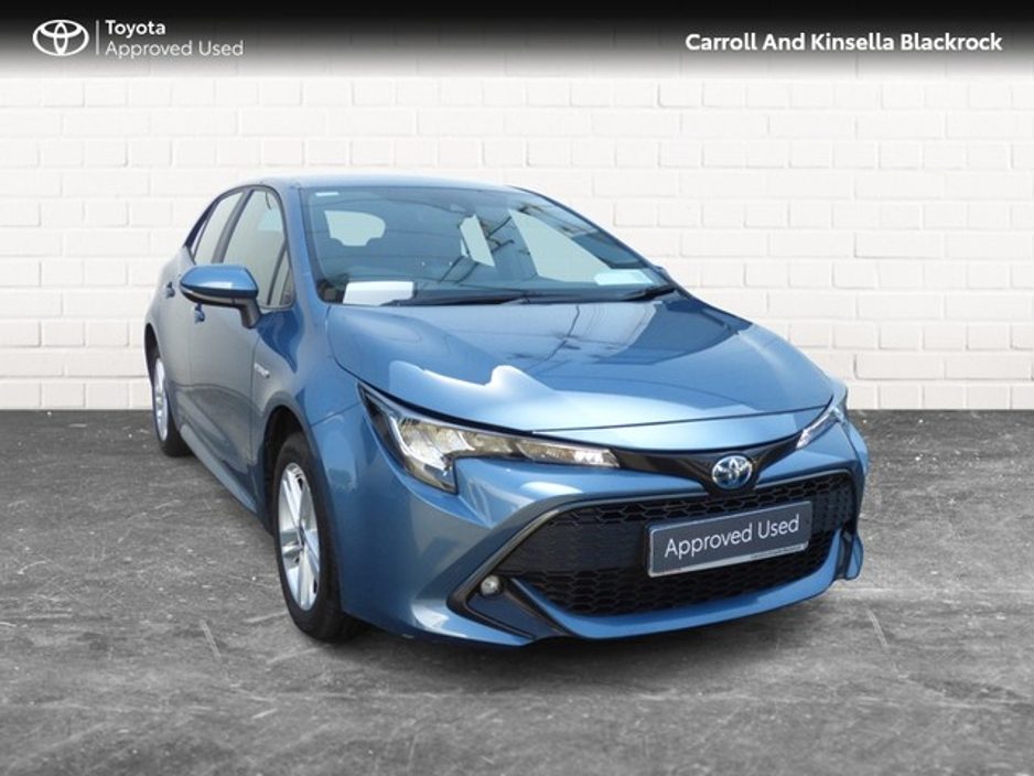 2022 Toyota Corolla Hybrid Luna HB €24,950