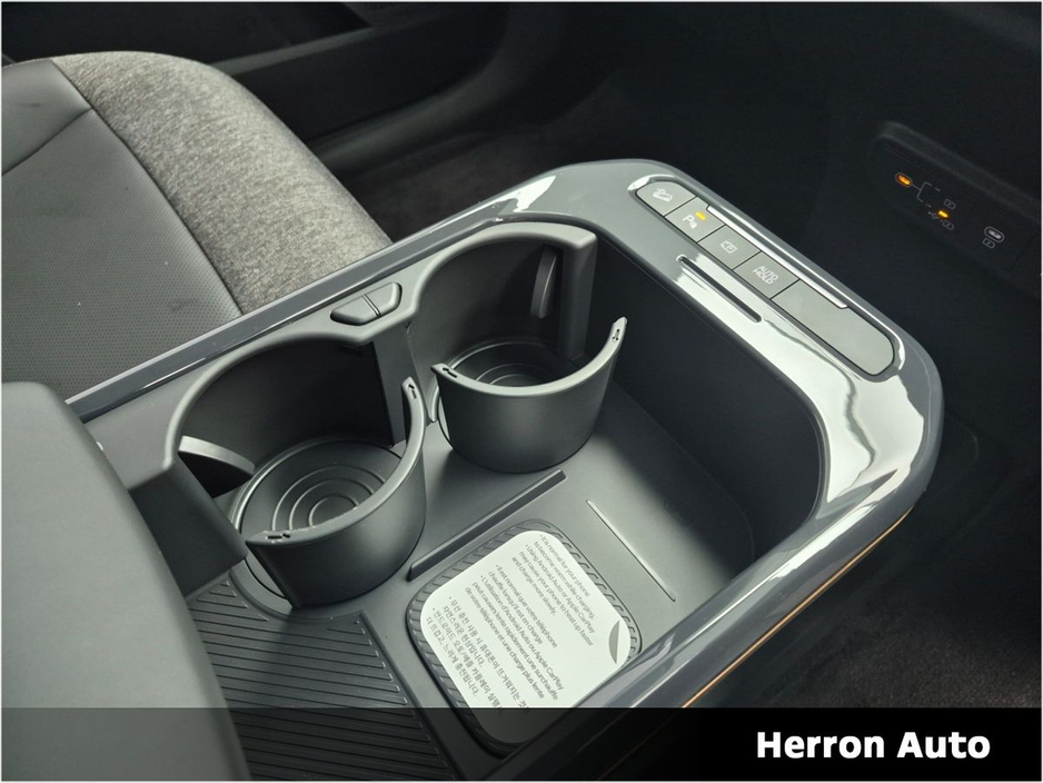 2026 Kia EV5 - image 14