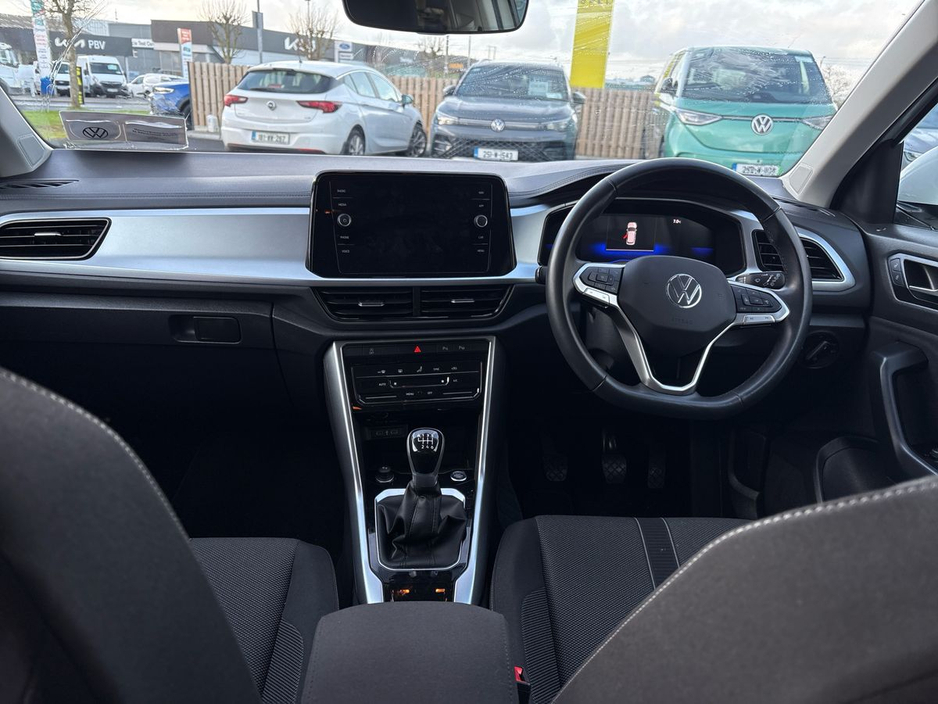 2024 Volkswagen T-Roc T-ROC EDITION 75 1.0TSI M6F 116HP €29,975