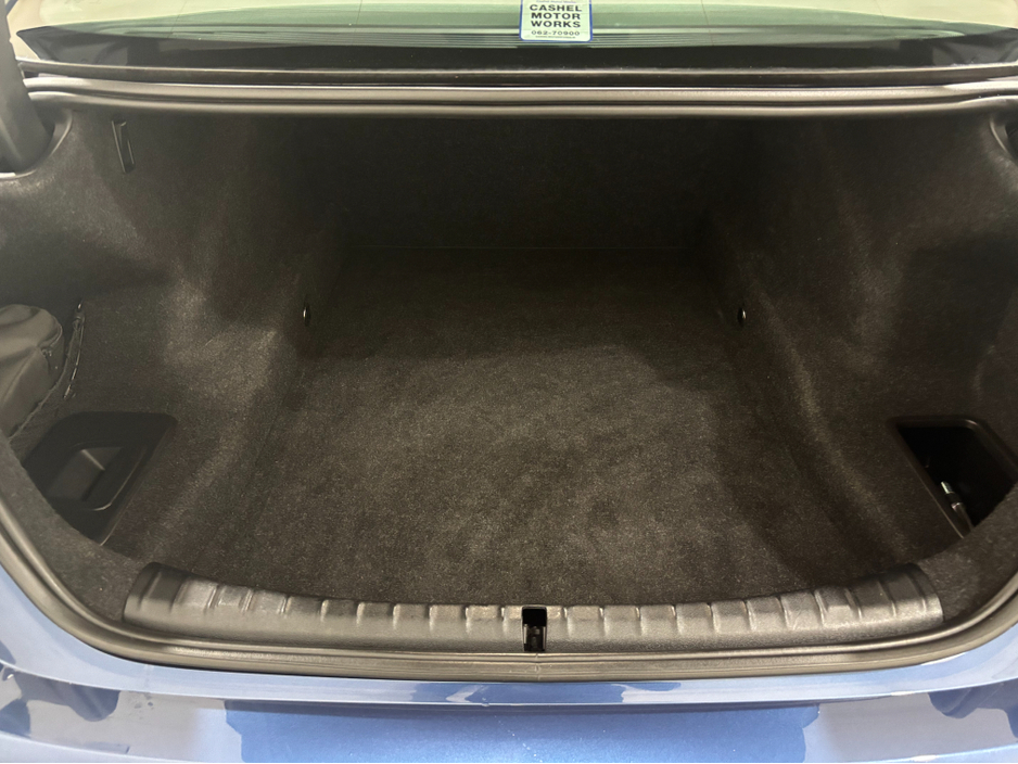 2023 BMW 5 Series - image 16