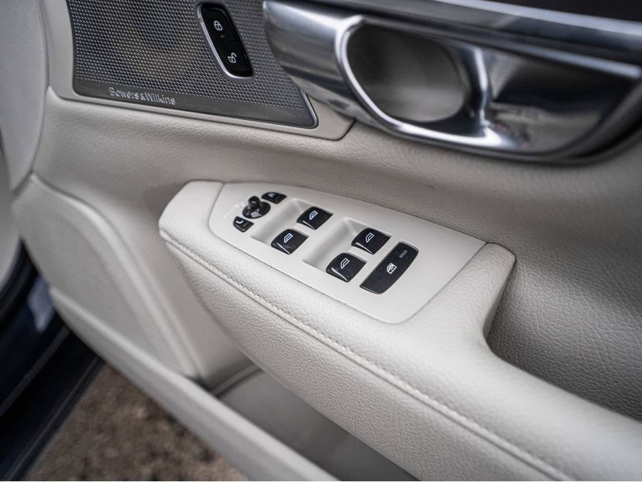 2017 Volvo S90 2017 S90 2.0d Automatic/FSH/1 Owner/1yr warranty €22,888