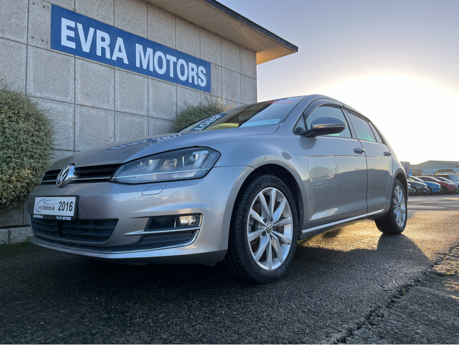 2016 Volkswagen Golf HIGHLINE AUTOMATIC 1.4 PETROL //KEYLESS ENTRY//REVERSE CAMERA//BLIND SPOT WARNING//ADAPTIVE CRUISE CONTROL// €15,950