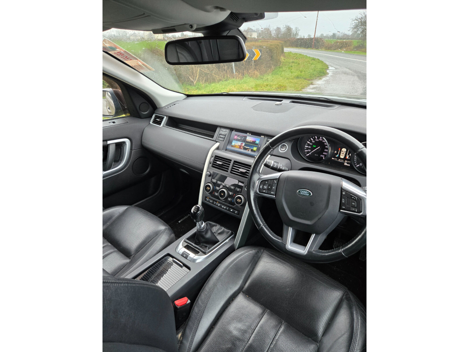 2015 Land Rover Discovery 3.0 TDV6 HSE Auto €17,000