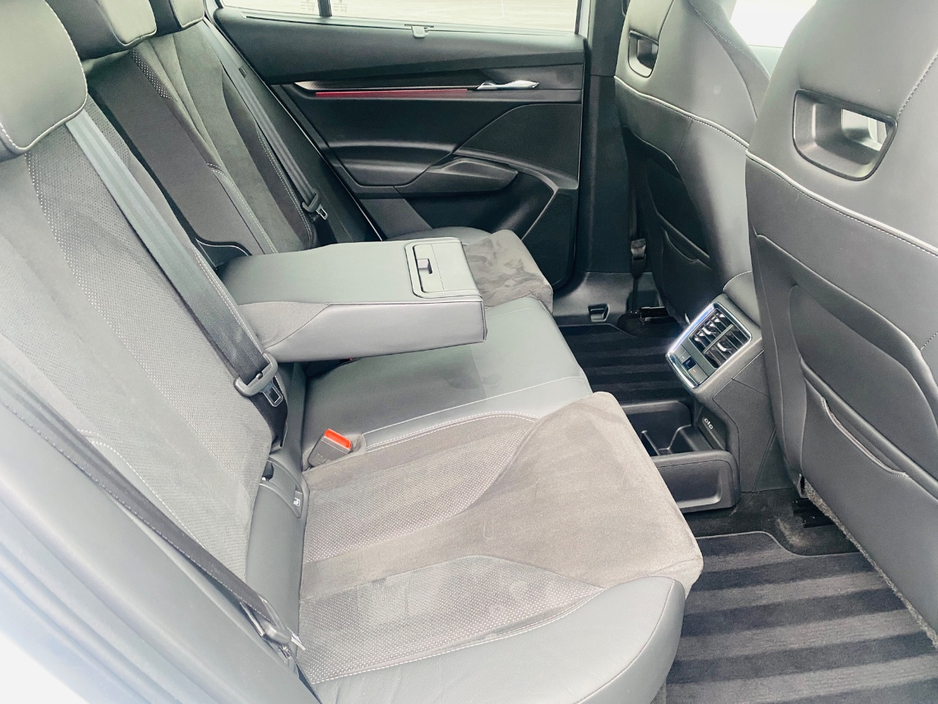 2024 Skoda Enyaq - image 21