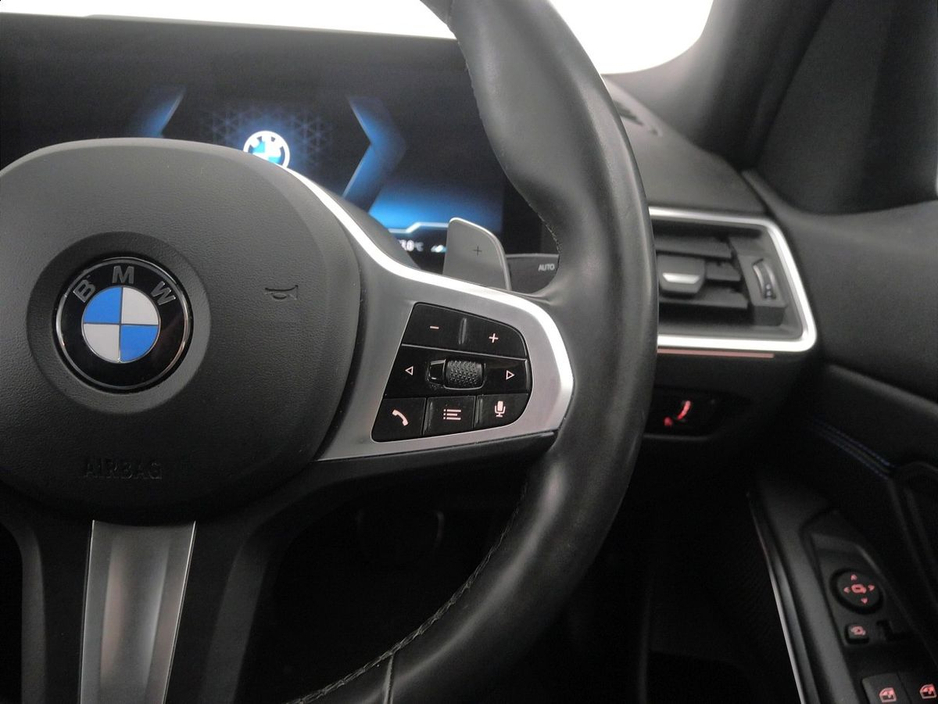 2024 BMW 3 Series - image 17