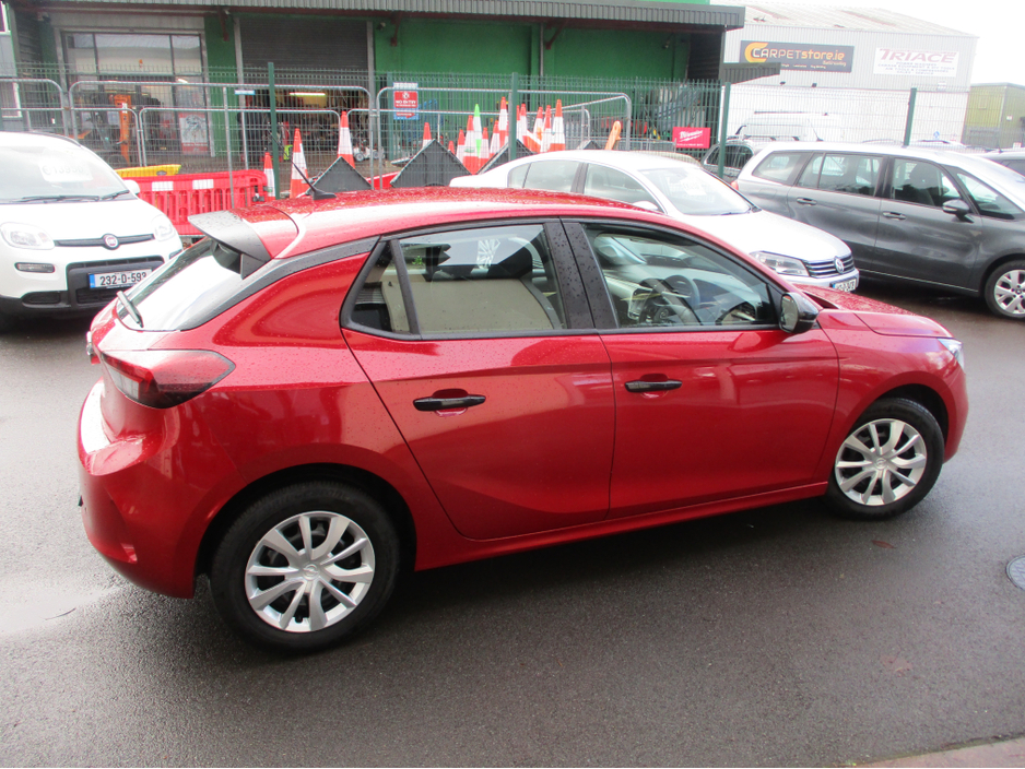 2021 Opel Corsa - image 4